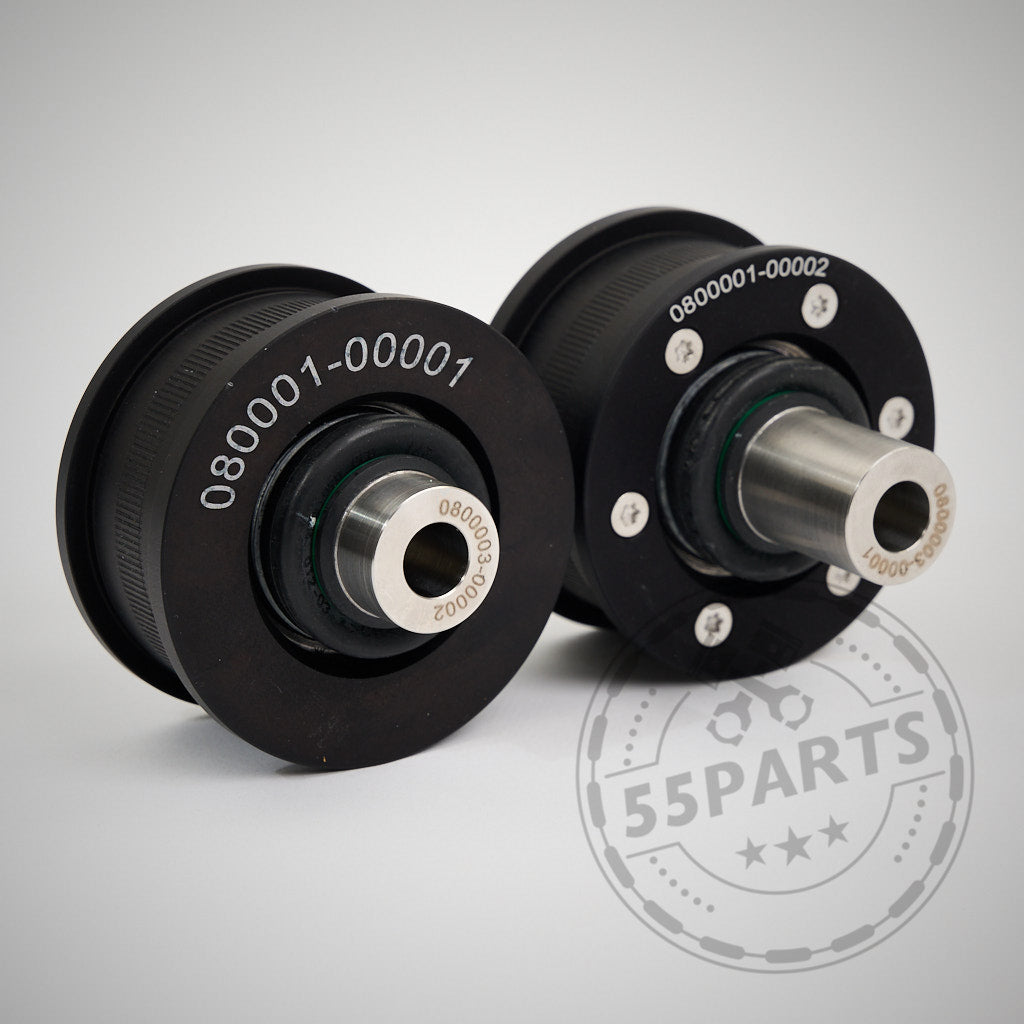 Zwei schwarze NoFlex Bearings Uniball-Buchsen, entwickelt für die BMW 1er, 2er, 3er und 4er F-Serie (F2x, F3x), einschließlich aller xDrive-Modelle und -Motoren, abgebildet auf einer weißen Oberfläche mit Wasserzeichen.