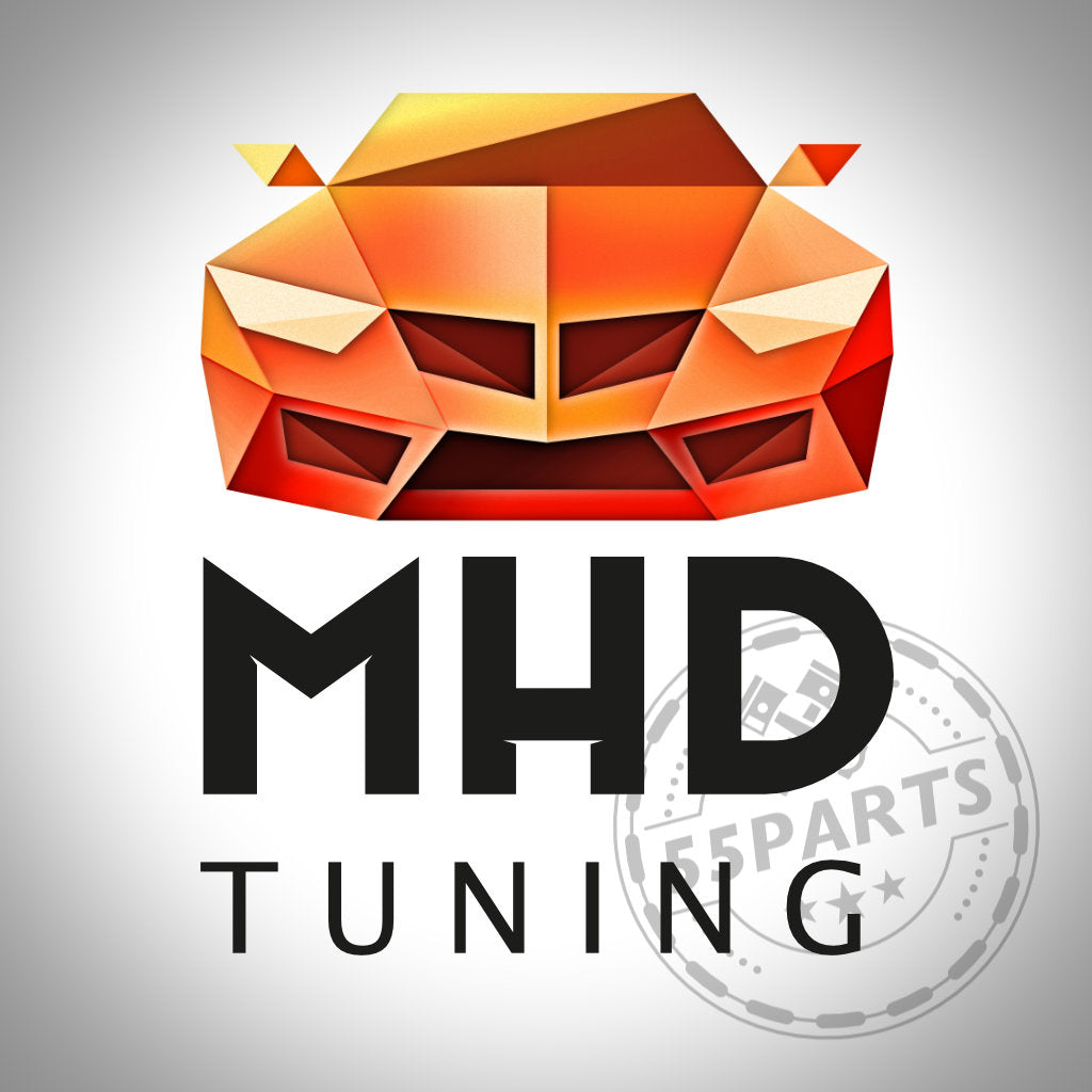 Geometrisches orangefarbenes Auto über dem fettgedruckten „MHD Tuning“-Text mit einem dezenten 55Parts-Wasserzeichen. Perfekt für die MHD Custom Tune Map Individuelle Abstimmung für alle BMW Fahrzeuge mit N54, N55, S55 und B58 Motor.