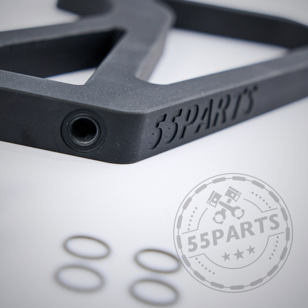 55Parts Motorsport Carbon Heckspoiler/Heckflügel mit 55Parts Branding, inklusive Teilegutachten. Passend für die meisten BMW-Modelle - perfekt, um das Aussehen und die Leistung Ihres Fahrzeugs zu verbessern.