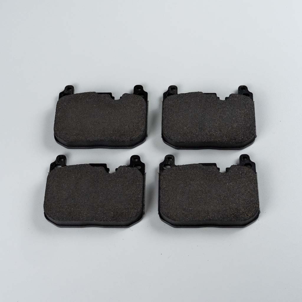 Ferodo Bremsbeläge 4-Kolben Anlage (ohne Ceramic) passend für BMW M135i/40i, M235i/40i, 335i/40i, 435i/40i, M2, M3 und M4 (F-Serie)