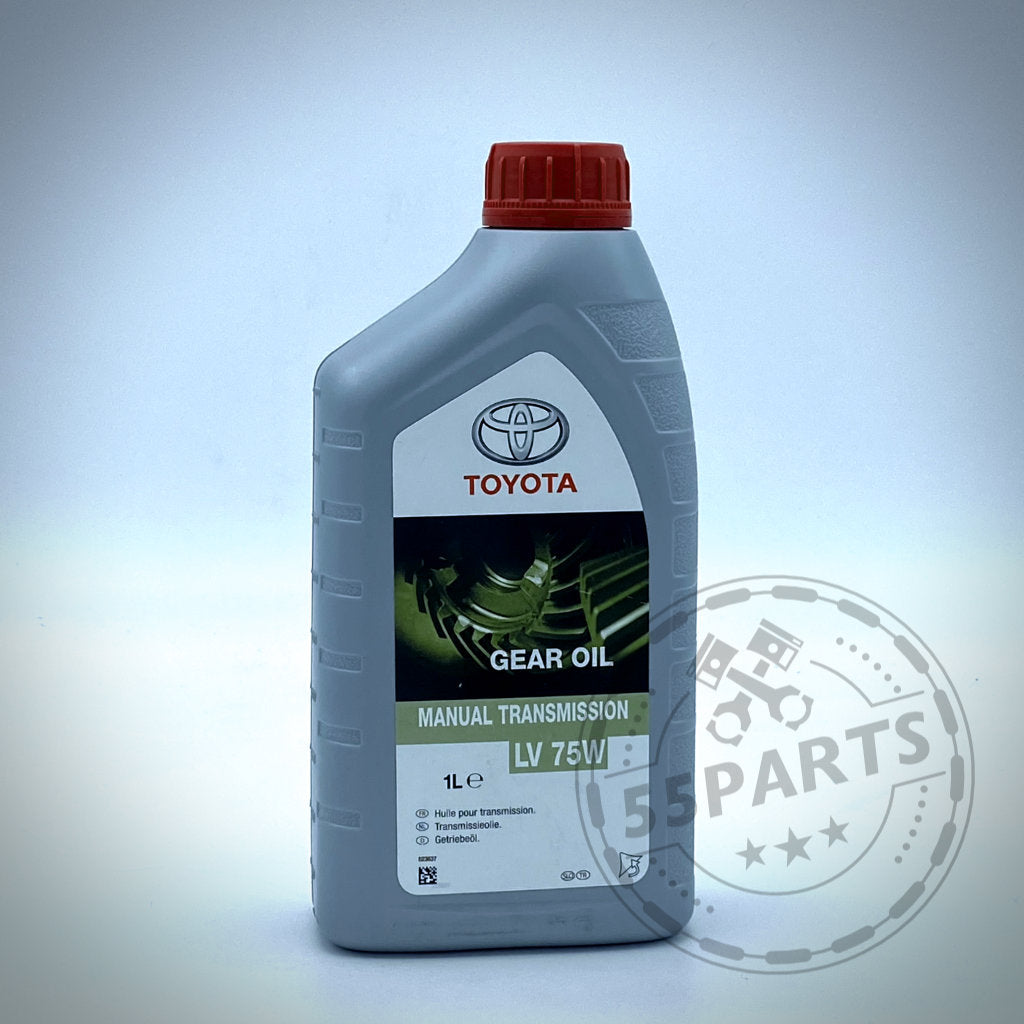 Eine 1-Liter-Flasche 55Parts Original Toyota Getriebeöl 75W LV, geeignet für manuelle Getriebe des Toyota Yaris GR und mit rotem Deckel.